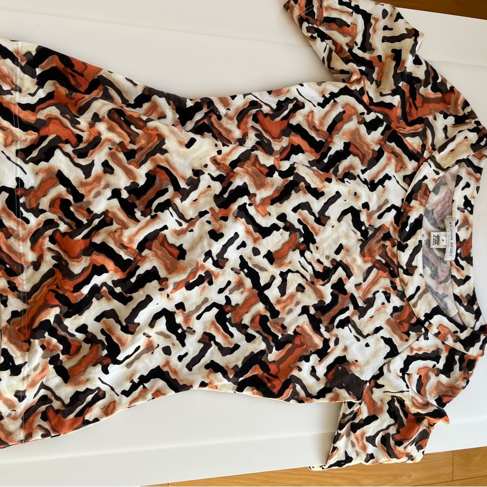 Abstract St. John Patterned T-Shirt